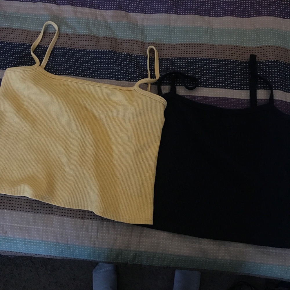 Brandy Melville tanks